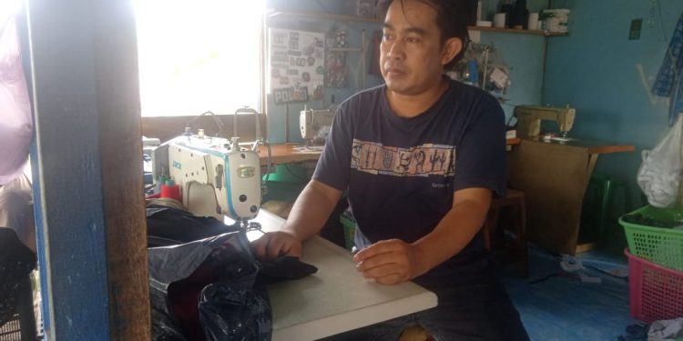 Penjahit Lokal Harapkan Kerjasama Pembuatan Seragam Sekolah Gratis