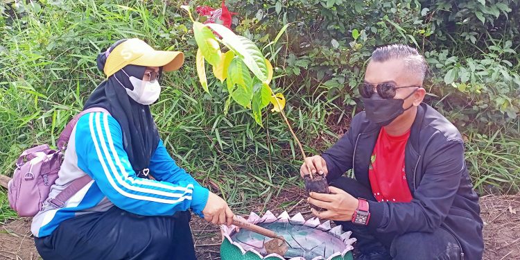 Ketua DPRD Seruyan Ikut Serta Agenda Tanam Pohon 