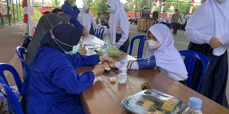 Vaksin Jadi Syarat Masuk Sekolah, Pelajar Semangat Ikuti Vaksinasi Massal