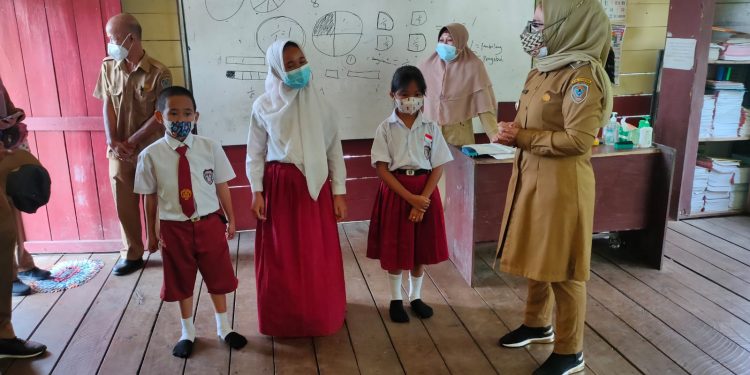 Hj Iswanti Apresiasi Penerapan Prokes di Seruyan