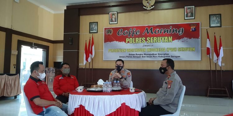 Kapolres Seruyan Perkuat Sinergitas Dengan Insan Pers