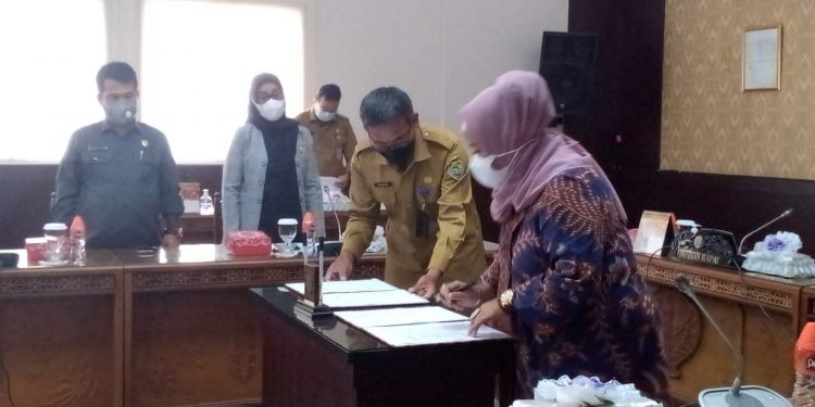 KUA-PPAS APBD Provinsi Kalteng 2022 di Sepakati 