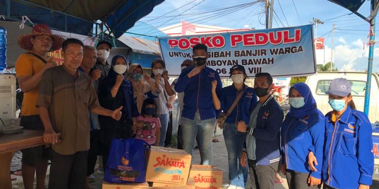 legislator Ini Salurkan Paket Sembako Ke Masyarakat Terdampak Banjir