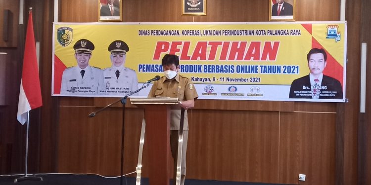 Disperindakop Palangka Raya Gelar Pelatihan Pemasaran Produk Berbasis Online Tahun 2021