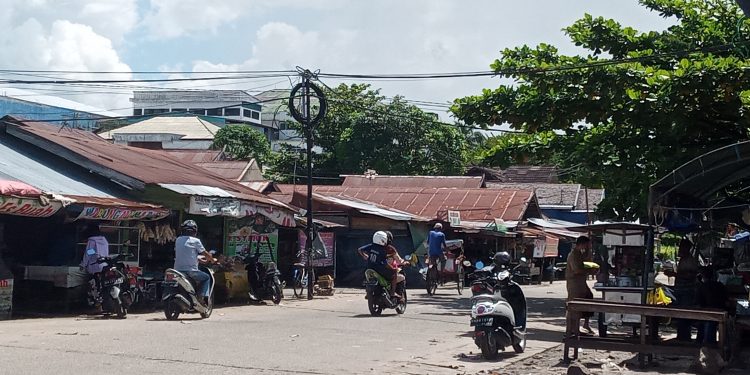 Debit Air Mulai Surut, Aktivitas Jual Beli Pasar Kahayan Mulai Normal