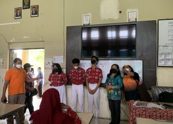 Waduh, Terciduk Tidak Menggunakan Masker Siswa SMAN 1 Palangka Raya Di Hukum Bernyanyi Dan Menghafal Pancasila