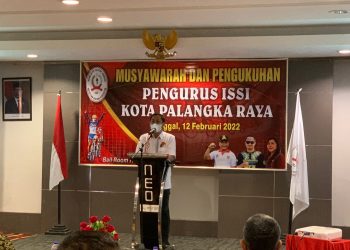 Asisten Ekonomi Pembangunan dan Kesra Buka Musyawarah dan Pengukuhan Pengurus ISSI Kota Palangka Raya