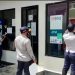 Cegah Pungli, Dishub Palangka Raya Pasang Stiker Parkir Gratis di ATM