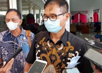 Ciptakan Keharmonisan dan Kesolidan di Lembaga, AKD DPRD Barsel Dirotasi