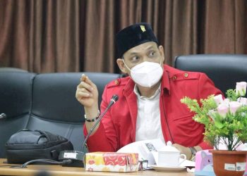PBS Harus Mau Terima Karyawan Lokal