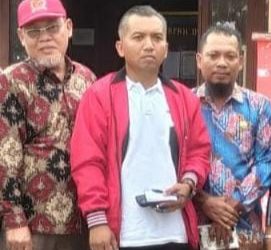 Jalan Dalam Desa Sungai Bakau Perlu Dibenahi