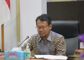 Gor Bulutangkis Di Kecamatan Hanau Mintan di Perbaiki