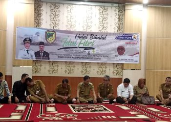 Pj Bupati Menghadiri Acara Halal Bihalal di DPUPR Barut