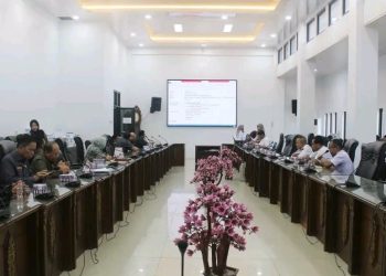 Keluhkan Pelayanan di SPBU, Masyarakat Mengadu ke DPRD Barut