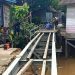 Pemkab Barut Lakukan Perbaikan Jembatan Penghubung Jalan Keladan Kelurahan Lanjas RT 6 MTW