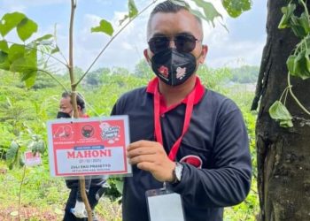 Ketua DPRD Minta Jalan Poros Desa Mekar Indah dan UPT Tanggung Harapan Segera Diperbaiki