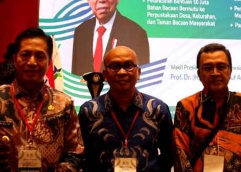 Penyerahan Mobil Perpustakaan, Dalam Rangka Peringatan HUT Pernas Ke 44