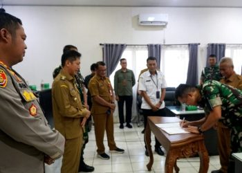 Pj Bupati Barut Saksikan Penandatanganan NPHD Kodim 1013 MTW dan Sub Denpom XII/2-3