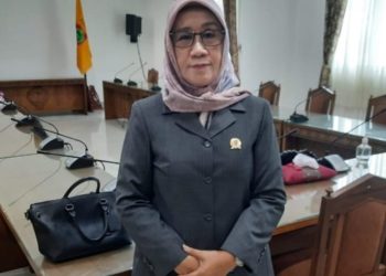 Perhatikan Kesejahteraan Para Guru