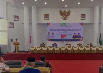 ICMI Seruyan Gelar Seminar, Bupati Dorong Koperasi Jadi Penggerak Ekonomi Desa