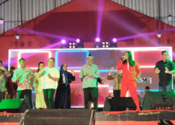 Bupati Murung Raya Tutup Mura Vaganza, Meriahkan HUT ke-80 RI