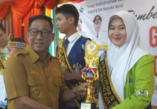 Pengukuhan Duta Baca dan Penghargaan Budaya Gemar Membaca Mura