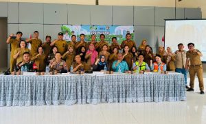 PT Pamapersada Nusantara dan DLH Barito Utara Sosialisasikan Program Kampung Iklim di Teweh Timur