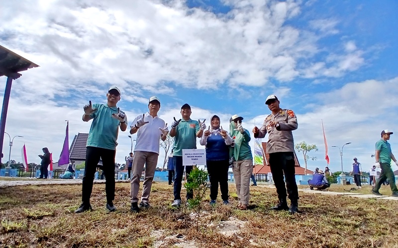 DLH Lakukan Penanaman Pohon